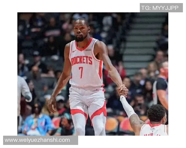 杜兰特手感不佳,团队篮球制胜:阿门申京配合默契,佩拉内线统治力成英雄联盟关键